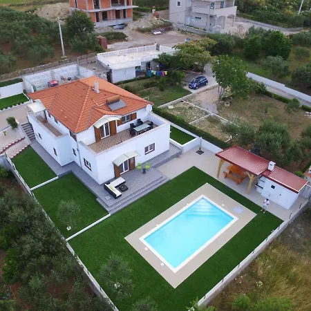 Mustapic Tatil Evi